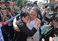 Momen Mengharukan Ketika Orangtua Ini Bertemu Putrinya yang Hilang 24 Tahun yang Lalu