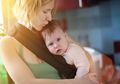 Mengapa Orang Suka Menggendong Bayi Sebelah Kiri? Alasannya Sungguh Menakjubkan