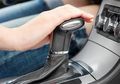 Jangan Asal Oper, Pindahkan Transmisi Mobil Matik ke P Ada Aturannya