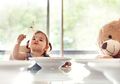 Anak Ibu Sulit Lepas dari Makan Mi Instan? Lakukan Upaya Berikut untuk Mengatasinya!