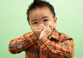 Batuk Anak Bisa Sembuh dengan Terapi Uap, Ditengkurapkan, Dijemur, dan Perasan Kencur