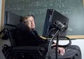 Dalam Buku Pamungkasnya, Stephen Hawking Tetap Nyatakan ‘Tidak Ada yang Namanya Tuhan’