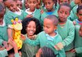 Boneka Jerapah Penyelamat Anak-anak Ethiopia