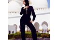 Wow, Rihanna Tampil Berhijab!