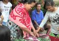 Empat Anak Yatim Piatu Ini Jualan Sayur Keliling Kampung karena Sang Nenek Sakit