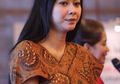 Tak Cuma Uang, Aura Kasih Siapkan Peralatan Sekolah sebagai THR
