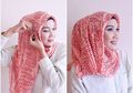 20 Detik Gaya Kerudung Segi Empat Instan yang Santun