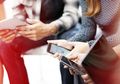 Anda Doyan Gonta Ganti Gadget Terbaru Demi Rasa Gengsi? Baca Ulasan Ini
