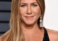 Mewah, Jennifer Aniston Pakai Perhiasan 142 Milyar di Oscar 2017