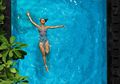 Ingin Berenang Hari Ini? Yuk, Ikuti Tips Berikut Ini Agar Kulit dan Rambut Tidak Rusak!