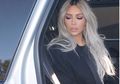 Disangka Pakai Wig, Ternyata Rambut Pink Kim Kardashian Asli!