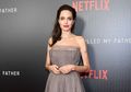 Sangat Sederhana, Ternyata Ini Rahasia Cantik Angelina Jolie!