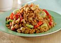Nyaaam!! Oncom Masak Petai Cocok Banget untuk Menu Makan Siang, Bikinnya Enggak Repot kok!