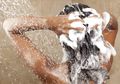 Sebaiknya Seberapa Sering ya Rambut Perlu Dicuci? Ini Penjelasannya