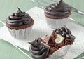 CUP CAKE COKELAT PISANG