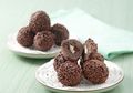BOLA-BOLA COKELAT ISI MARSMALLOW