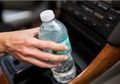 Bahaya Minum Air Kemasan Yang Tertinggal di Mobil