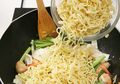Tips Jitu Mengolah Mi Mentah dengan Benar Sebelum Dimasak Ini Bikin Sajian Anda Oke Punya