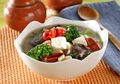 Masih Keburu Membuat Makan Malam dengan Resep Sup Brokoli Tahu Sutra