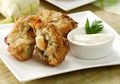Nikmatnya Pas Banget Kalau Ngemil dengan Bakwan Jamur Saus Mayones