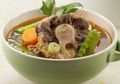 Santap Siang Hadirkan Sup Buntut Tomat Saja, Pasti Tidak Ada yang Menolak!
