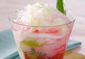 Buat Takjil Dingin nan Manis Dengan 5 Resep Variasi Es Kelapa Ini, Maknyus Banget Segarnya!