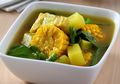 Lezatnya Sayur Asem Kuah Kuning yang Dibuat dengan Kaldu Ayam