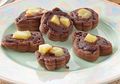 Buat Sendiri Kue Cubit Cokelat Keju untuk Camilan, Mudah Kok!