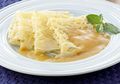 Senin Lebih Menyenangkan Kalau Sarapan dengan Roti Jala Kinca Durian