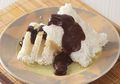 Lengkapi Momen Ngeteh Sore Ini Dengan Kue Rangi Saus Cokelat, Unik tapi Enak!