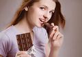 Swiss Ciptakan Cokelat Khusus Untuk Perempuan Yang Sedang Haid, Lihat Efeknya!