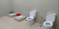 Viral! Toilet Aneh Tanpa Sekat Di Stasiun Ciamis, Ini Penampakannya