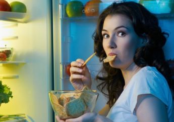 Suka Makan Tengah Malam Seperti BCL? Awas Ada Bahaya Mengerikan Mengintaimu