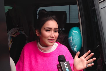 Ayu Ting Ting Ditemui di kawasan Kapten Tendean pada Senin (28/1/2019)