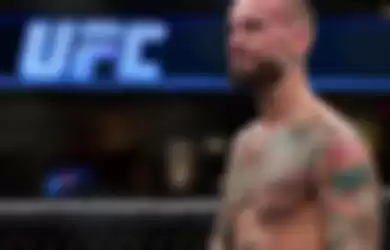 Kalah, Ternyata Gaji CM Punk 20 Kali Lebih Besar dari Mike Jackson