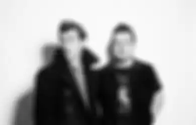 Alex Turner dan Matt Helders dari Arctic Monkeys
