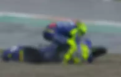 Rossi crash di GP Valencia