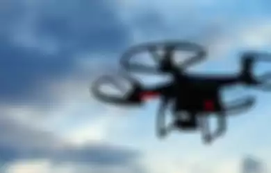 Drone meneror penerbangan di airport tersibuk London.