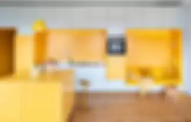 Apartemen dengan dominasi warna kuning