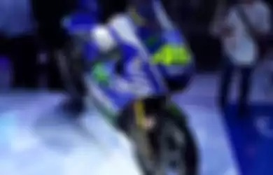 Dibandingkan RCV213 YZR M1 Lebih Murah Senyum di IMOS 2014