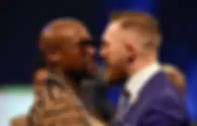 Conor McGregor vs Floyd Mayweather