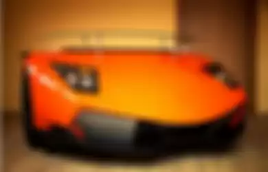 Meja Lamborghini Unik dan Ciamik