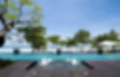 Anantara Seminyak Bali Resort Infinity Pool