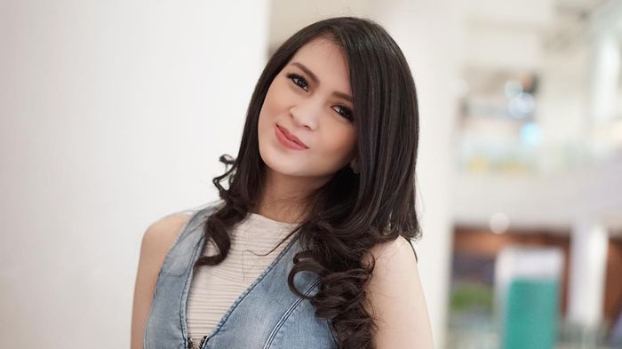 Donita yang tengah mengandung anak kedua