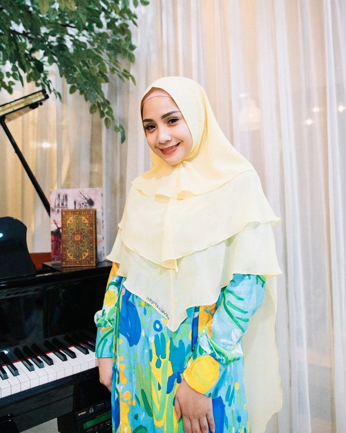 Hijab by Nagita Slavina