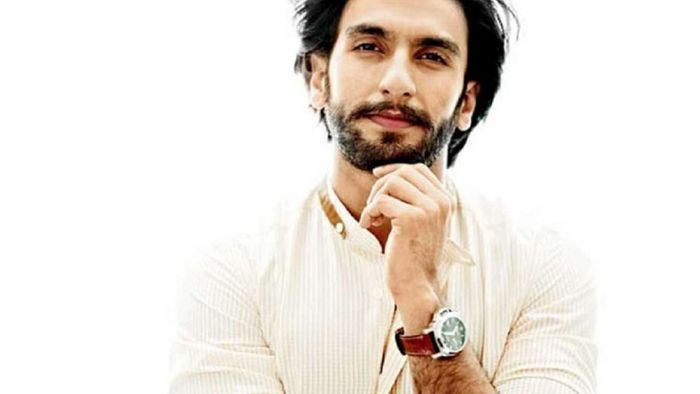 Ranveer Singh yang banyak menarik perhatian kaum perempuan