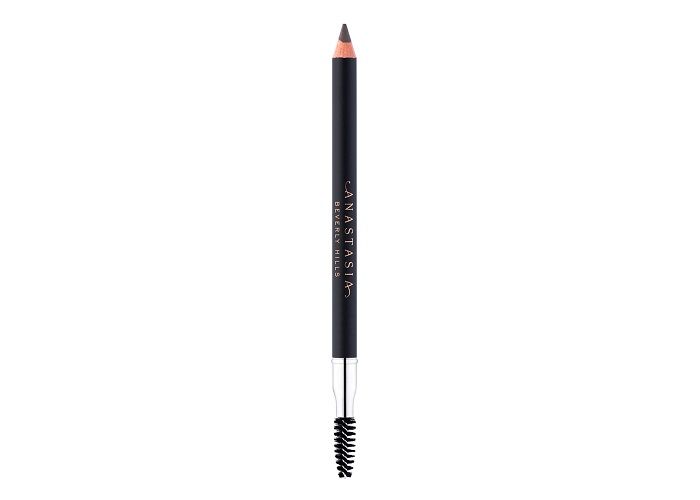 Pensil alis yang runcing