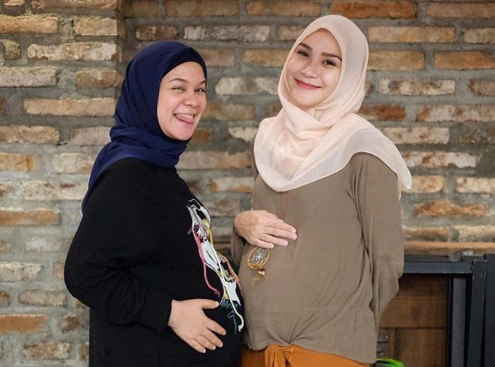 Zaskia dan Tantri Namirah