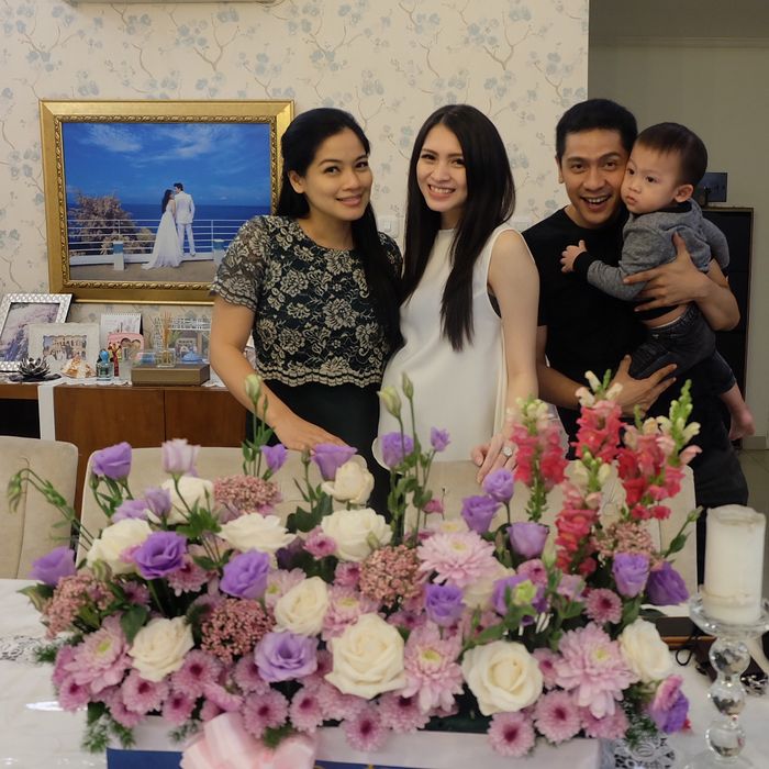 Ruang Makan Rumah Titi Kamal
