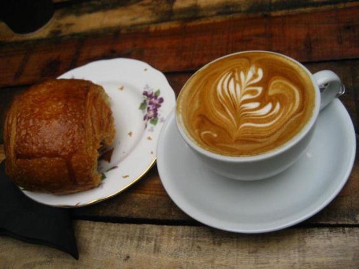 Menu sarapan di Prancis